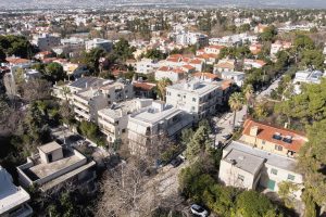 Εξωτερική όψη του γηροκομείου Ίριδα στην Κηφισιά