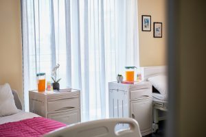 Άνετο δίκλινο δωμάτιο με μπαλκόνι στην Ίριδα Αγία Παρασκευή