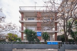 Εξωτερική όψη του γηροκομείου Ίριδα στο Χαλάνδρι