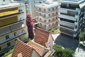 Εξωτερική όψη του γηροκομείου Centaurea στον Χολαργό