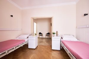 Δίκλινο δωμάτιο στο γηροκομείο Centaurea Χολαργός