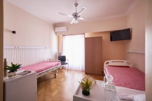 Δίκλινο δωμάτιο στο γηροκομείο Centaurea Χολαργός