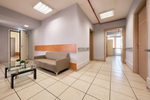 Καθιστικό της μονάδας φροντίδας ηλικιωμένων Ίριδα Ιλίσια