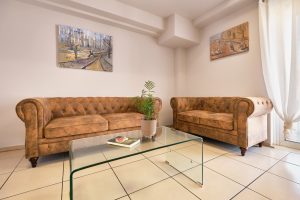 Καθιστικό της μονάδας φροντίδας ηλικιωμένων Ίριδα Ιλίσια