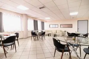 Χώρος γευμάτων του οίκου ευγηρίας Ίριδα στην Αθήνα