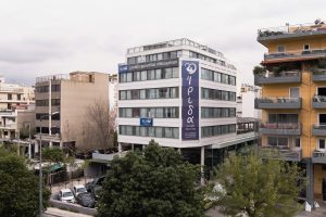 Εξωτερική όψη του γηροκομείου Ίριδα στην Αθήνα