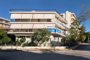 Εξωτερική όψη του γηροκομείου Ίριδα στο Μαρούσι