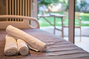 Δίκλινο δωμάτιο στο γηροκομείο Ίριδα Μαρούσι