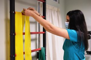 Φυσιοθεραπεία στη μονάδα Ίριδα Παγκράτι