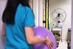 Φυσιοθεραπεία στη μονάδα Ίριδα Παγκράτι