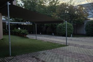 Εξωτερική όψη της μονάδας φροντίδας ηλικιωμένων Ίριδα στο Ηράκλειο Αττικής