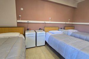 Δωμάτιο στο γηροκομείο Ίριδα Γλυφάδα