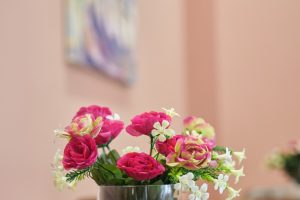 Σαλόνι της μονάδας φροντίδας ηλικιωμένων Ίριδα στο Ηράκλειο Αττικής